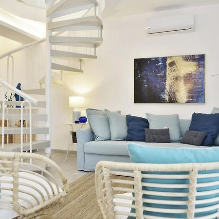 CASA BLANCA A 2 PASSI DEL MARE Santa Maria del Focallo Esterno foto